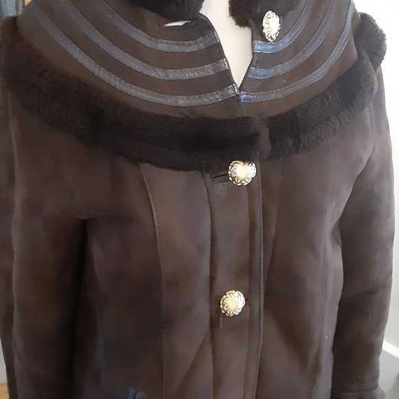 Classic Vintage Brown Genuine Sheepskin Shearling Long Coat Women's Size Small. - Picture 3 of 13